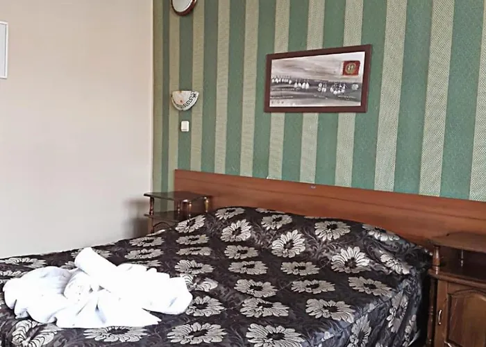 호텔 St. George Pobedonosets 3*